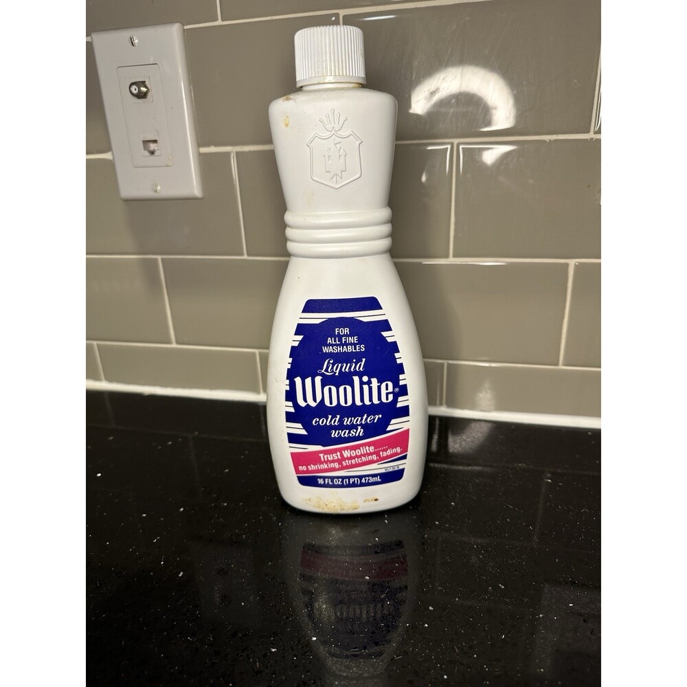 Woolite Liquid Cold Water Wash Laundry Detergent No Shrinking 25% full